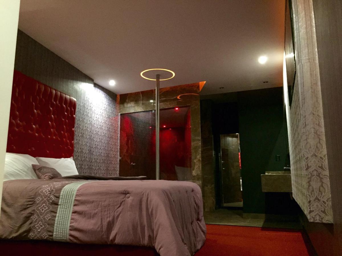 Motel Intimisimo 115