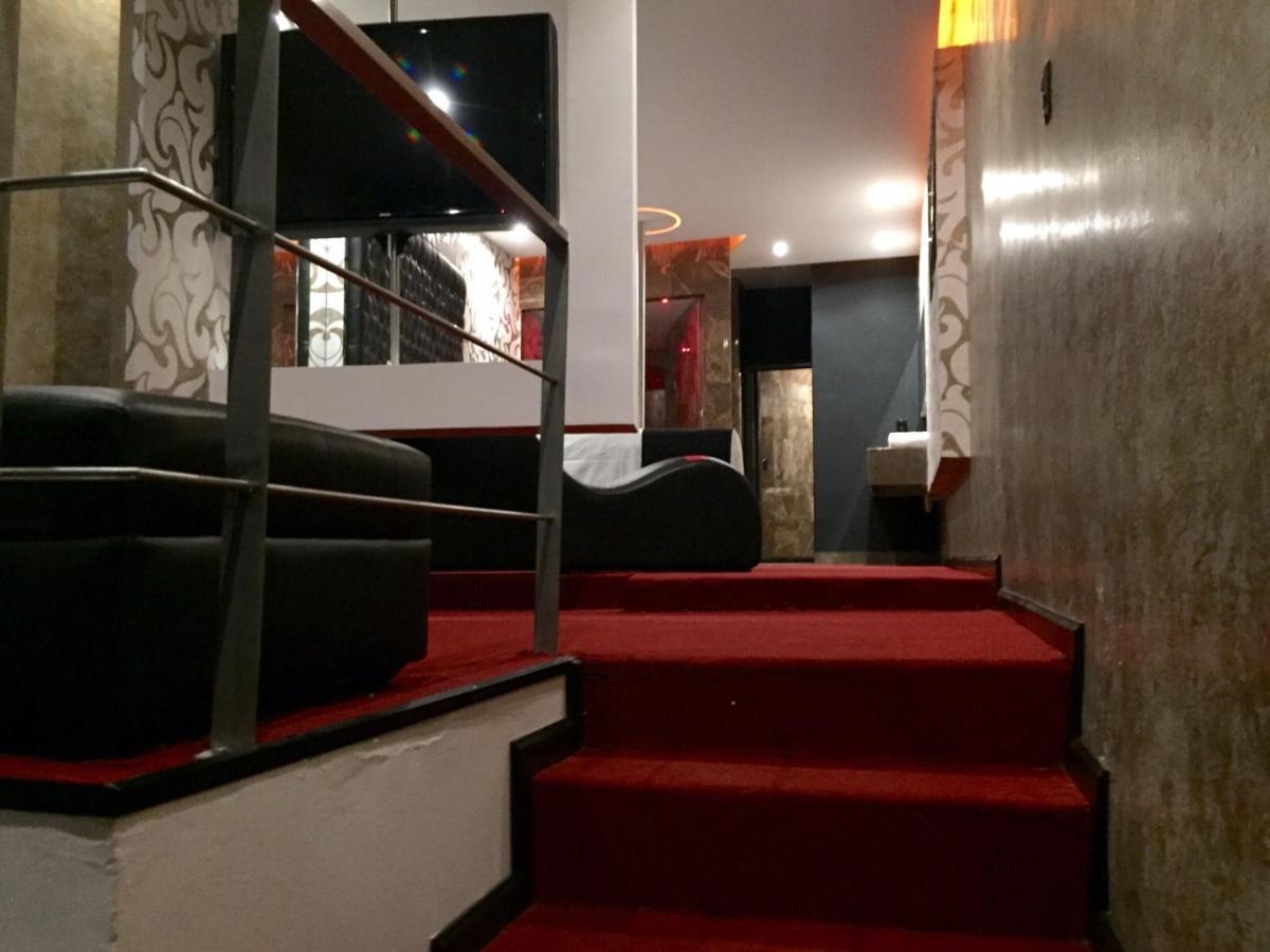 Motel Intimisimo 115 *